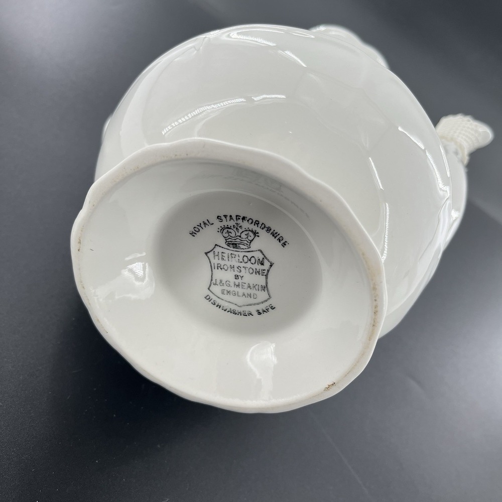 5 Meakin Heirloom Ironstone Teapot Coffee Pot Creamer Sugar Royal Staffordshire - Picture 8 of 15